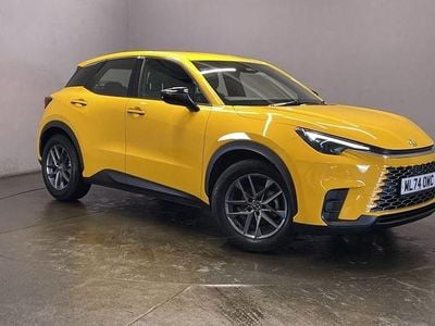Used Lexus LBX 136 HP (100 kW) 2024 Yellow SUV