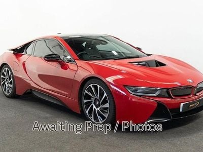 Used BMW i8 Comfort Edition 362 HP (266 kW) 2015 Red/black Coupe