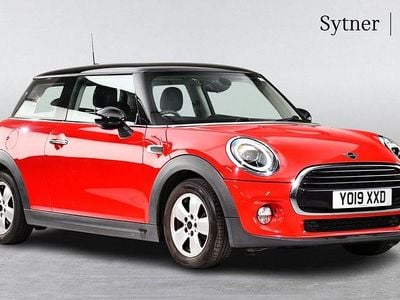 Used Mini Cooper Classic 134 HP (98 kW) 2019 Red Hatchback