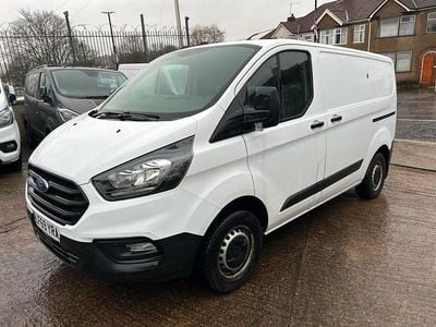 Used Ford Transit Custom 105 HP (77 kW) 2019 White Van
