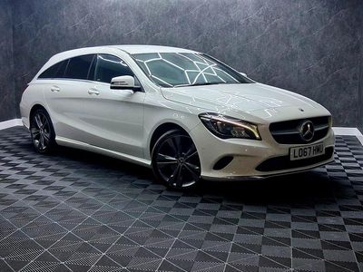 Used Mercedes CLA180 122 HP (89 kW) 2017 White Sedan