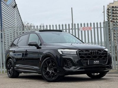 Begagnad Audi Q7 Black Edition 231 HK (169 kW) 2024 Svart SUV