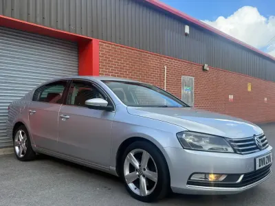 Usado VW Passat SE 2011 Prateado Sedan