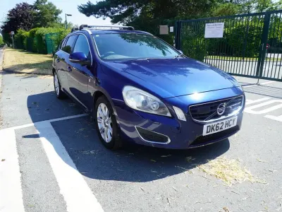 Used Volvo V60 Ocean Race 180 HP (132 kW) 2012 Blue Estate