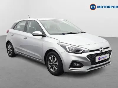 Used Hyundai i20 SE 84 HP (61 kW) 2019 Silver Hatchback