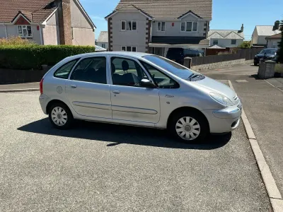 Used Citroën Xsara Picasso Exclusive 2005 Silver MPV
