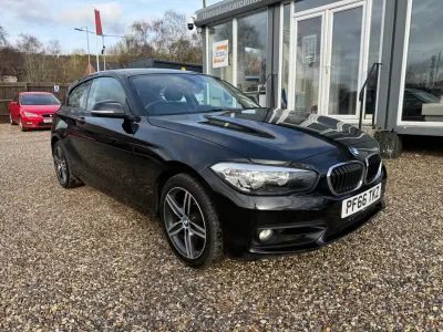 Używany BMW 118 Sport Line 2016 Czarny Hatchback