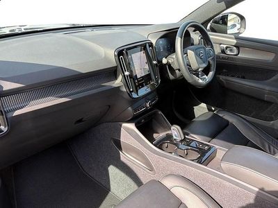 Begagnad Volvo XC40 R-Design Pro 262 HK (192 kW) 2021 Svart SUV