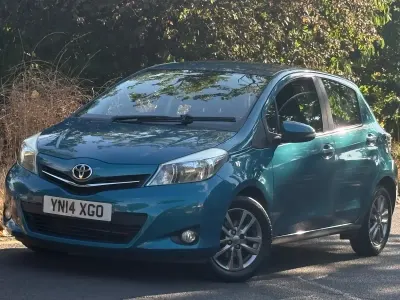 Used Toyota Yaris Plus 99 HP (72 kW) 2014 Turquoise Hatchback