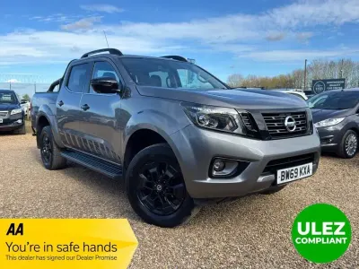 Usado Nissan Navara N-Guard 190 HP (139 kW) 2019 Cinzento Pickup