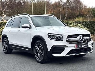 Mercedes GLB220