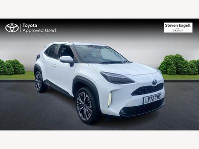 Used Toyota Yaris Hybrid 114 HP (83 kW) 2022 White Hatchback
