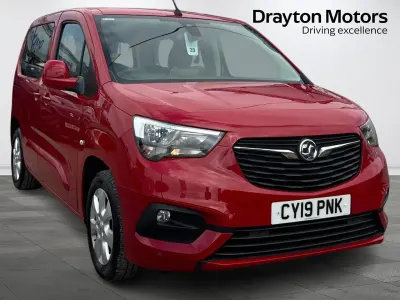Used Vauxhall Combo S 110 HP (80 kW) 2019 Red MPV
