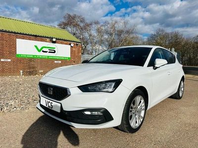 Begagnad Seat Leon SE Dynamic 110 HK (80 kW) 2021 Vit Halvkombi