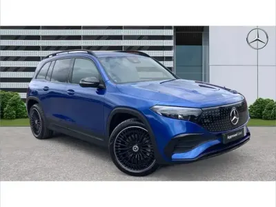 Usado Mercedes EQB250+ Urban 139 kW (190 HP) 2025 Azul SUV