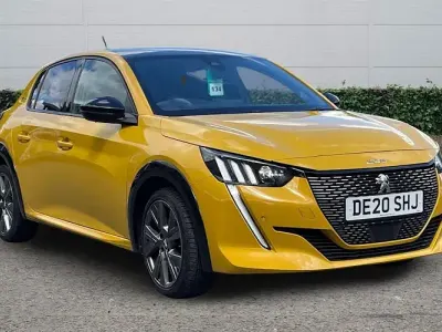 Used Peugeot 208 GT-line 102 HP (75 kW) 2020 Yellow Hatchback
