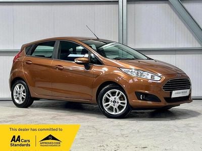 Yellow Used 2014 Ford Fiesta Zetec Hatchback | £4,595 (Good price)