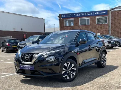 Used Nissan Juke Acenta 114 HP (83 kW) 2023 Black SUV