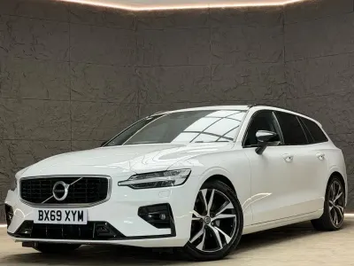 Used Volvo V60 R-Design Pro 190 HP (139 kW) 2019 White Estate