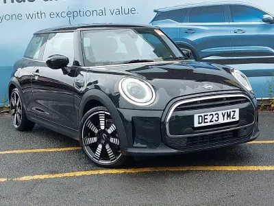 Used Mini Cooper Exclusive 136 HP (100 kW) 2023 Black Hatchback