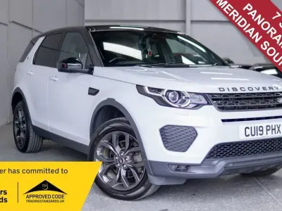 Begagnad Land Rover Discovery Sport Landmark 180 HK (132 kW) 2019 Vit SUV