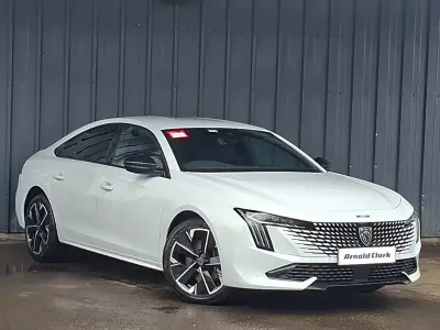 Gebraucht Peugeot 508 GTi 225 PS (165 kW) 2024 Weiß Kleinwagen