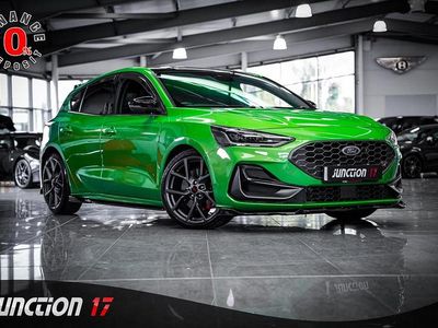 Used Ford Focus ST 280 HP (205 kW) 2022 Green Hatchback