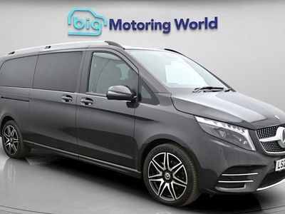 Used Mercedes V300 AMG line 237 HP (174 kW) 2023 Grey MPV