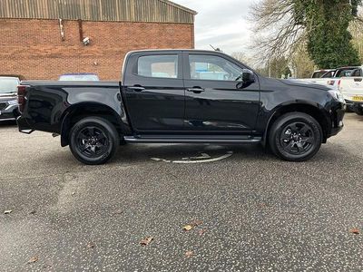 New Isuzu D-Max 163 HP (119 kW) 2025 569 onyx black Pickup