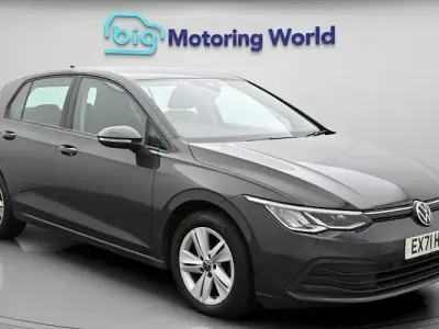 Used VW Golf VIII Life 116 HP (85 kW) 2023 Hatchback