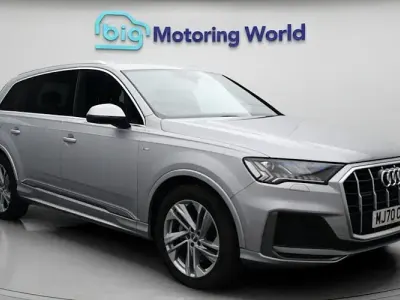 Used Audi Q7 S-Line 286 HP (210 kW) 2020 Silver SUV