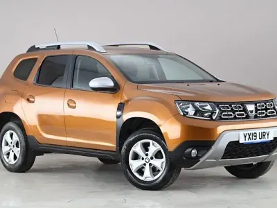 Usado Dacia Duster Comfort 116 CV (85 kW) 2019 Naranja SUV