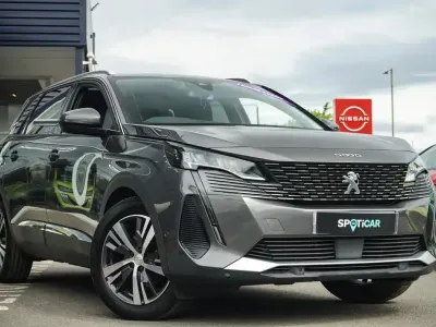 Used Peugeot 5008 Allure Premium 130 HP (95 kW) 2021 Grey SUV