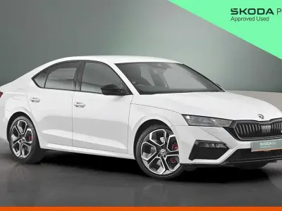 Used Skoda Octavia vRS 180 HP (132 kW) 2023 Moon white metallic Hatchback