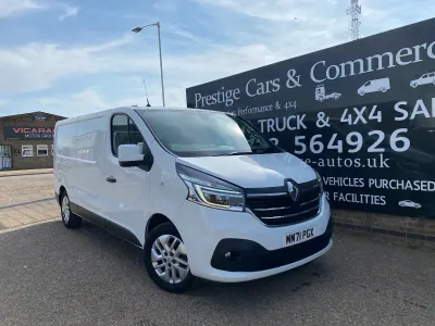 Used Renault Trafic 120 HP (88 kW) 2021 White MPV