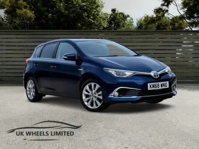 Used Toyota Auris Hybrid