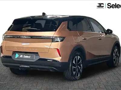 Second-hand Vauxhall Grandland X 134 CP (98 kW) 2025 Maro SUV