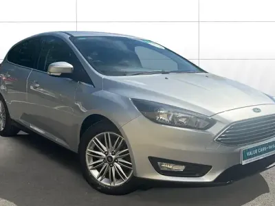 Used Ford Focus Zetec 125 HP (91 kW) 2017 Silver Hatchback