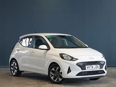 Used Hyundai i10 Advanced 2024 White Hatchback