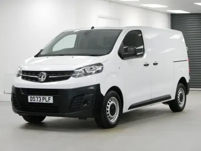 Used Vauxhall Vivaro Edition 100 HP (73 kW) 2023 White MPV