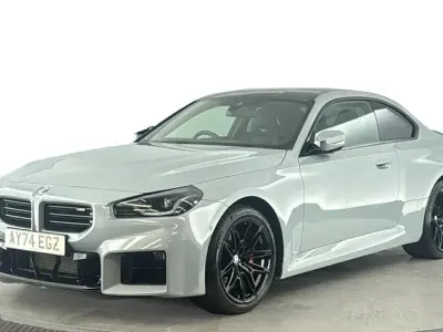 Begagnad BMW M2 Shadowline 460 HK (338 kW) 2024 Grå Sportkupé