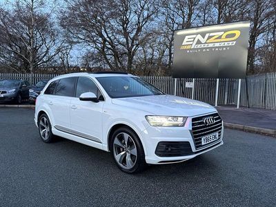 White Used 2015 Audi Q7 S-Line SUV | £11,995 (A bit pricey)