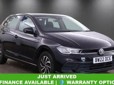 Begagnad VW Polo S 95 HK (69 kW) 2022 Svart Halvkombi