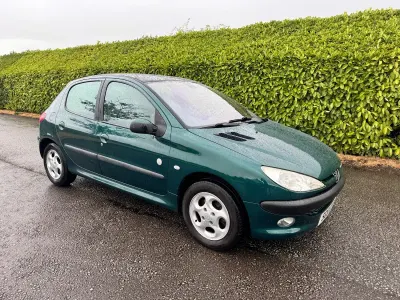 Used Peugeot 206 Roland Garros 109 HP (80 kW) 2001 Green Hatchback