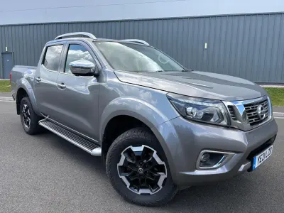 Used Nissan Navara Tekna 190 HP (139 kW) 2021 Grey Pickup