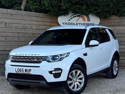 White Used 2015 Land Rover Discovery Sport SE SUV | £9,995 (A bit pricey)