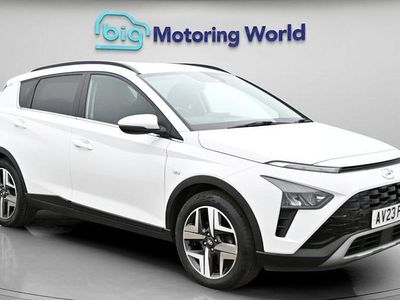 Begagnad Hyundai Bayon Premium 120 HK (88 kW) 2023 Vit SUV