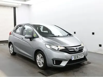 Used Honda Jazz SE 102 HP (75 kW) 2016 Silver Hatchback