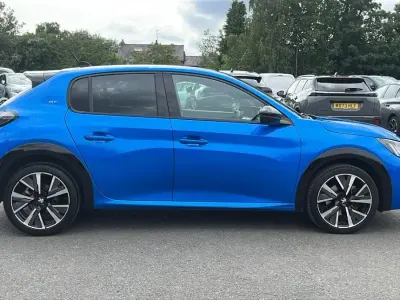 Used Peugeot 208 GT 99 HP (72 kW) 2023 Blue Hatchback