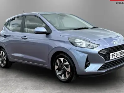Used Hyundai i10 Advanced 67 HP (49 kW) 2024 Blue Hatchback